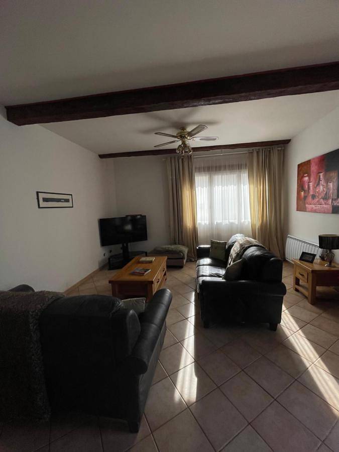 Appartement entier, Gite d'Ecosse in Azille, Région de Carcassonne