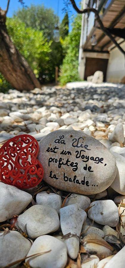 Gîte pour 4 personnes, avec jacuzzi et jardin à Allauch - 3