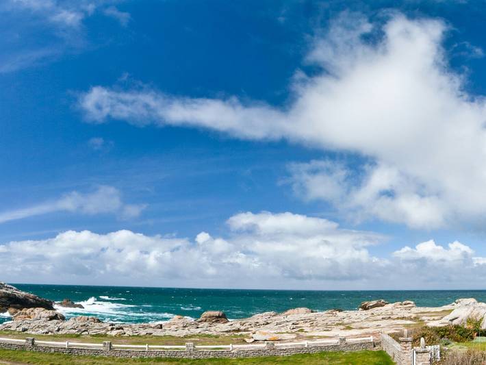 Location de vacances pour 6 personnes, avec terrasse et jardin dans Saint-Guénolé - 2