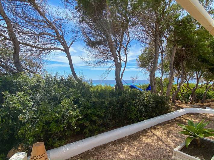 Bungalow para 4 personas con vistas al lago in Playa de Migjorn, Formentera