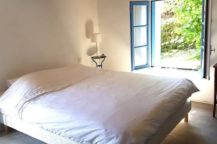 Location de vacances pour 17 personnes, avec jardin et terrasse à l' Île d'Yeu - 3