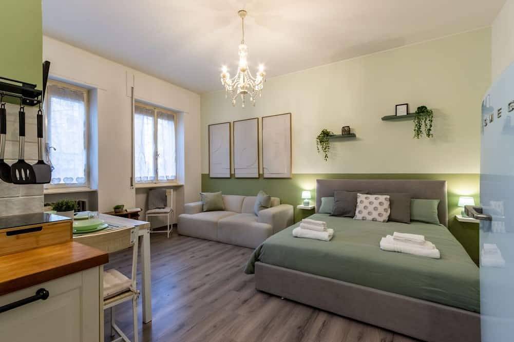 Appartamento intero, Feel Good - Varese Centro - Appartamento per 2 persone - Free Wifi - By Guestaly in Varese, Provincia di Varese