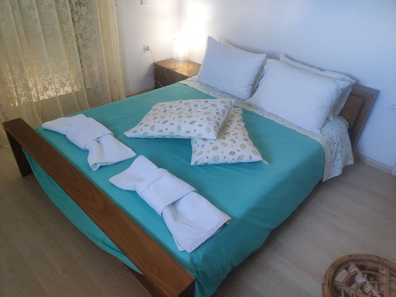 Neben Orangenbaum-Obstgarten in Vrahati, Korinthia