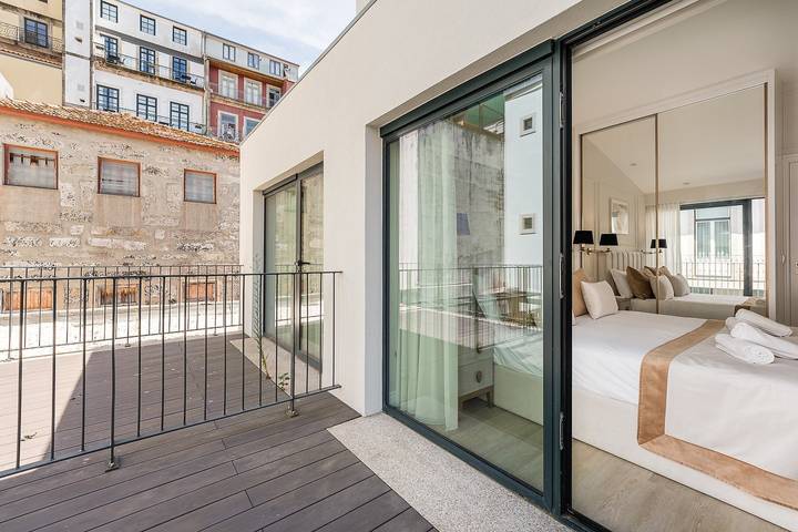Apartment for 4 people, with balcony in Porto
