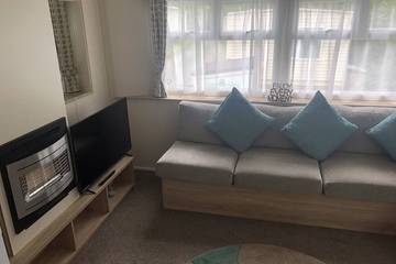 Static Caravan for 4 People in Pembrokeshire, South-Wales, Photo 4