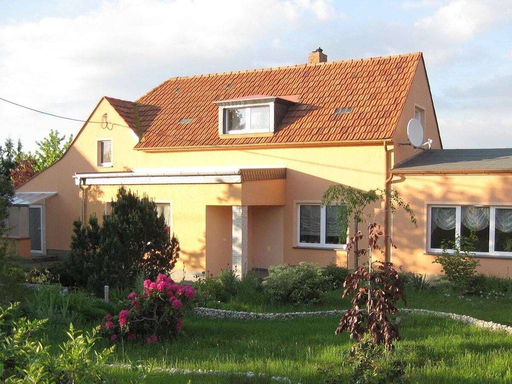 "In der alten Hufenschänke" in Ottendorf-Okrilla, Oberlausitz-Niederschlesien