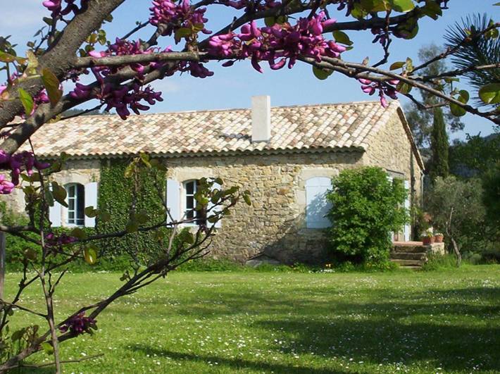 Gîte pour 8 personnes, avec jardin et terrasse