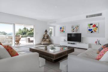 Villa in Santa Eulària des Riu, Ibiza Osten für 11 