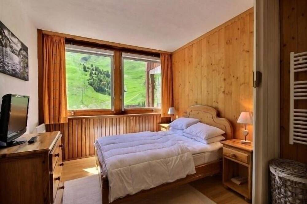 Appartement entier, Appartement lumineux 3 pièces, 6 pers., animaux admis, proche pistes in Plagne Centre, La Plagne-Tarentaise