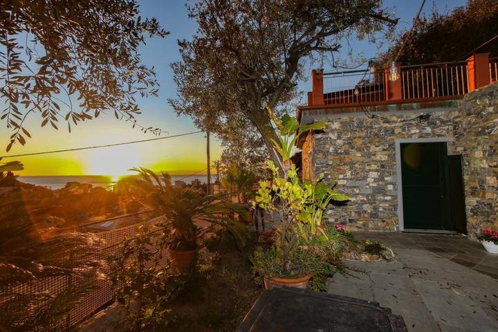 B&b per 4 persone, con Terrazza e Giardino nonché Panorama in Golfo Paradiso
