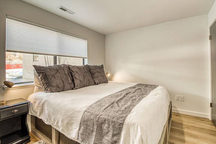 Gîte pour 4 personnes, avec balcon ainsi que jacuzzi et piscine à Chelan - 3