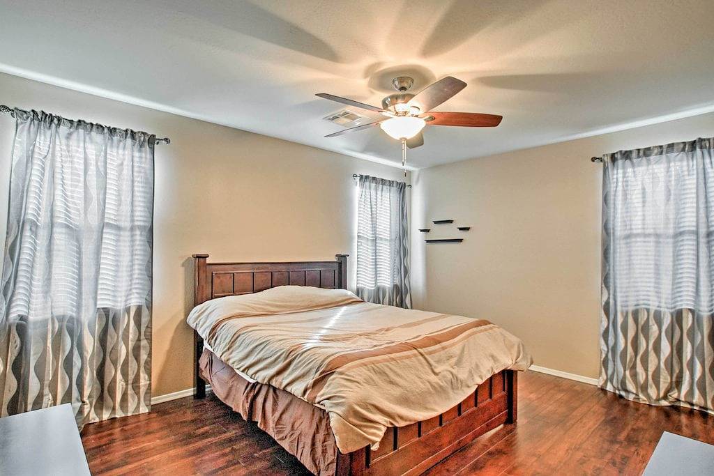 Geräumiges Gilbert Family Home w / Yard - hundefreundlich in Gilbert, Maricopa County