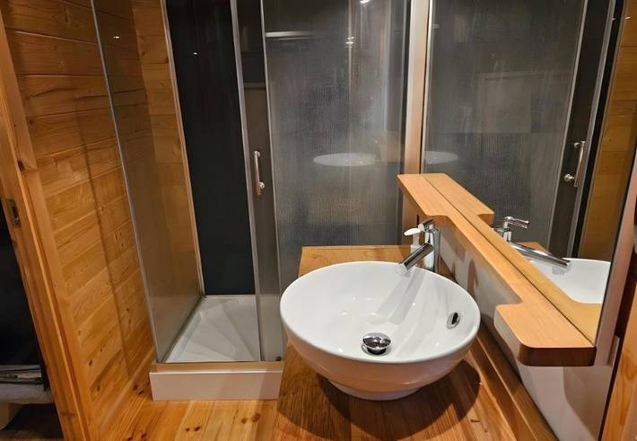 Gîte pour 5 personnes, avec terrasse et jardin, animaux acceptés à Clergoux - 4