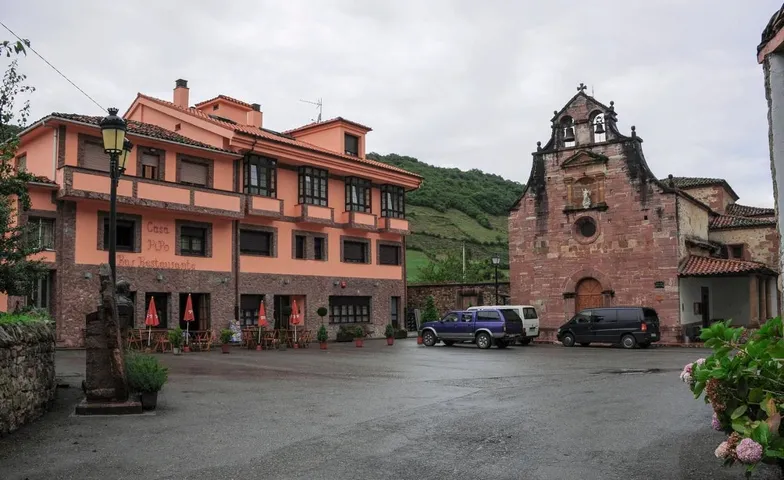 Hotel para 3 personas, con terraza y vistas - 1