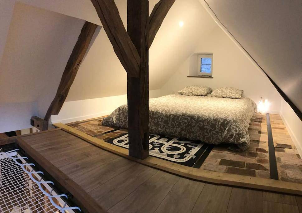Four-Bedroom House in Toucy, Région d'Auxerre