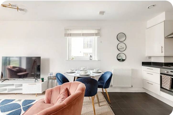 Ganze Ferienwohnung, Ferienwohnung für 4 Personen mit Balkon in Rochester, Kent Downs