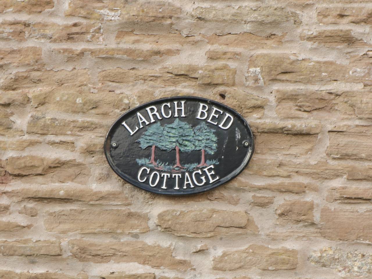 Larch Bed Cottage in Herefordshire