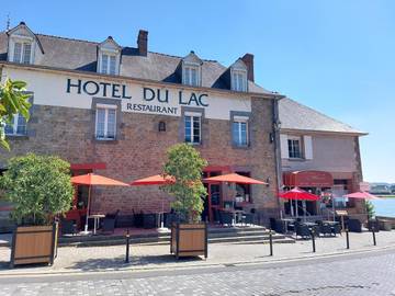 Hôtel pour 2 personnes, avec jardin à Combourg