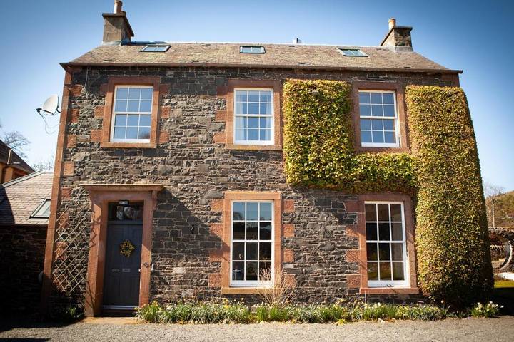 Holiday rental for 6 people, with terrace and garden in Peebles