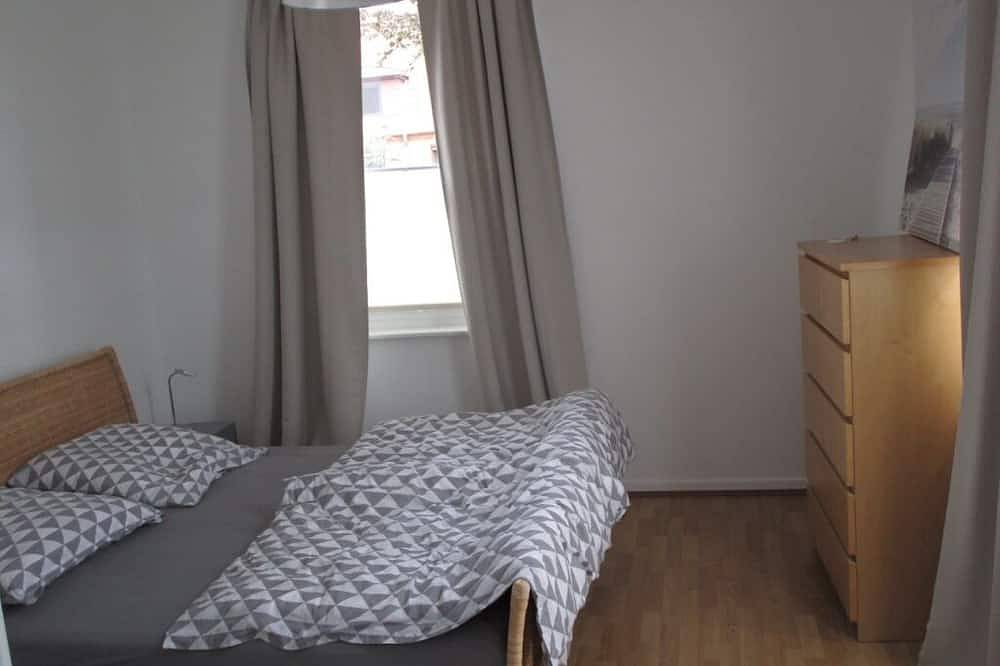 Ganze Wohnung, Kleine aber feine Fewo Meeresbrise für 2 Personen mit Gartenterrasse in Hohenfelde, Südliche Ostseeküste