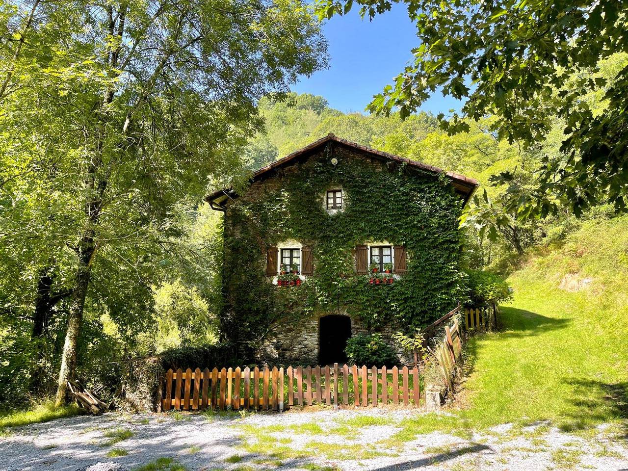 Casa Rural para 8 Personas en Aranaz, Provincia de Navarra