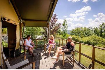 Tente pour 6 personnes, avec vue ainsi que piscine et jardin dans le Tarn-et-Garonne