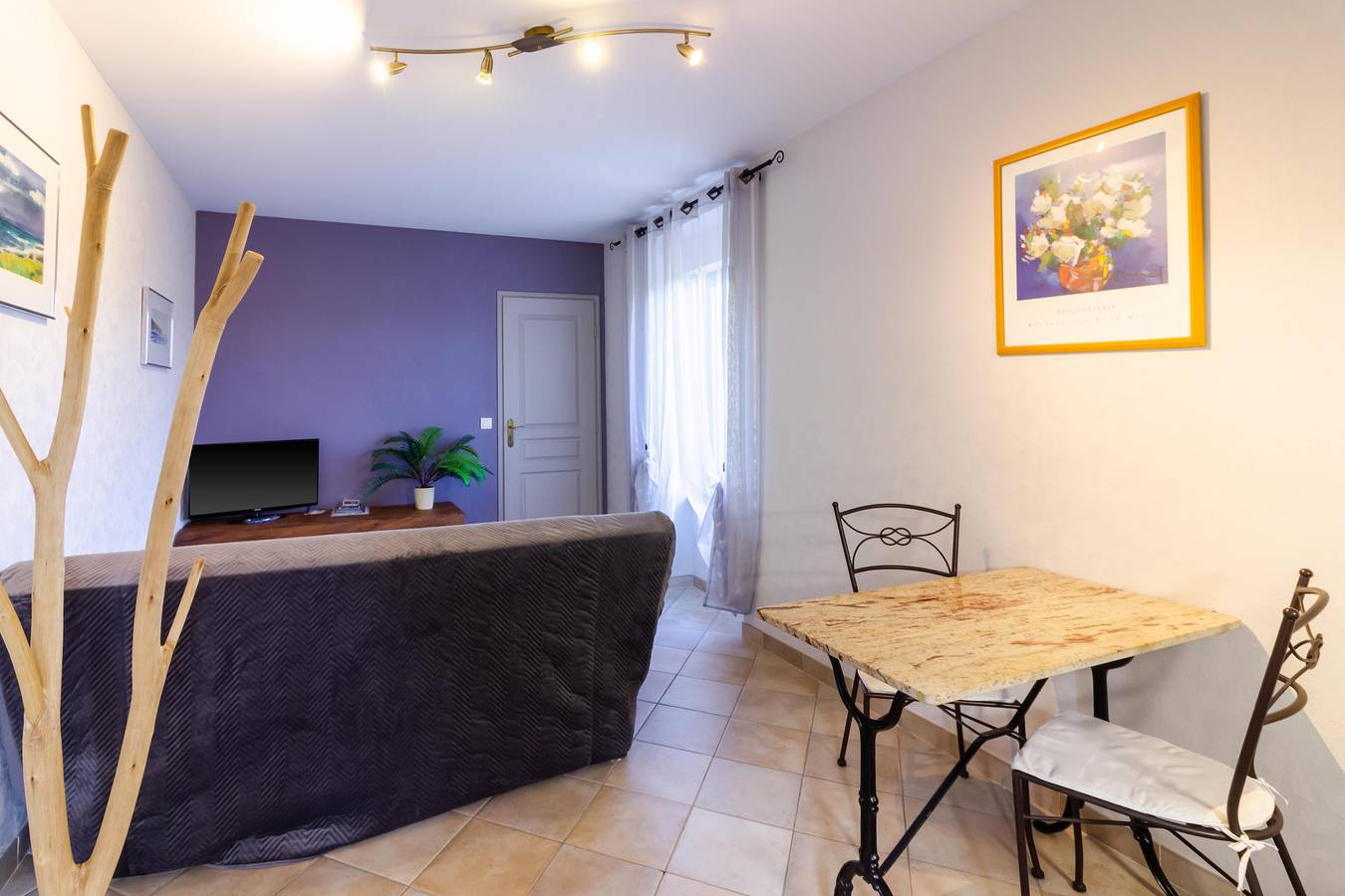 Appartement d'hôtes - Confort et indépendance - Piscine partagée in Proissans, Périgord Noir
