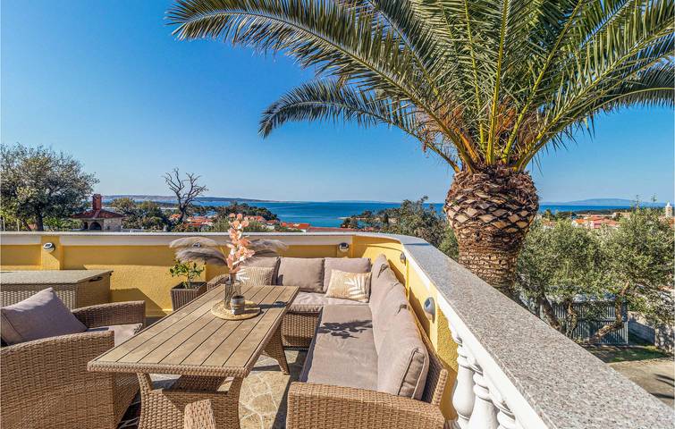 Ferienhaus für 11 Personen, mit Sauna und Terrasse, kinderfreundlich auf Rab - 4