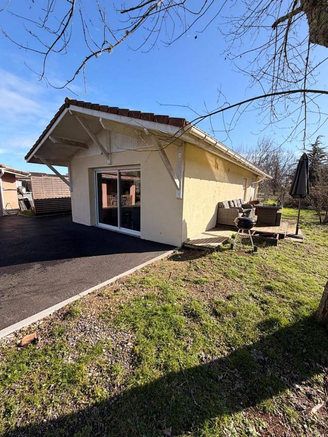 Gîte pour 3 personnes, avec jardin à Saint-Loubès - 3