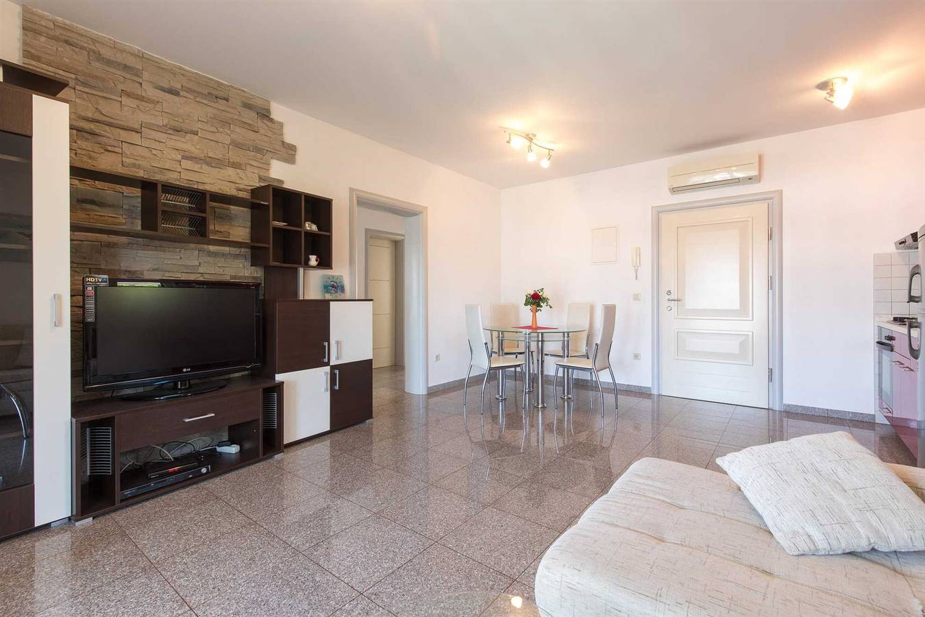 Villa Ore mit privatem Pool in Milcetici, Krk