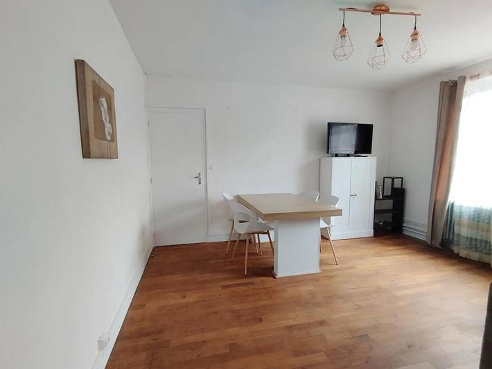 Gîte pour 6 personnes, adapté aux familles à Magny-Cours - 2