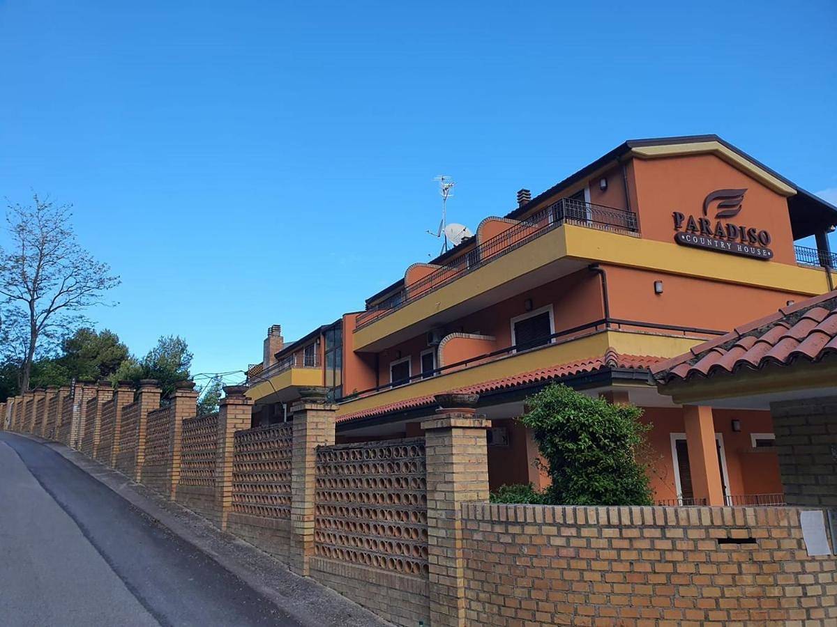 Paradiso Country House in Pescara, Provincia di Pescara