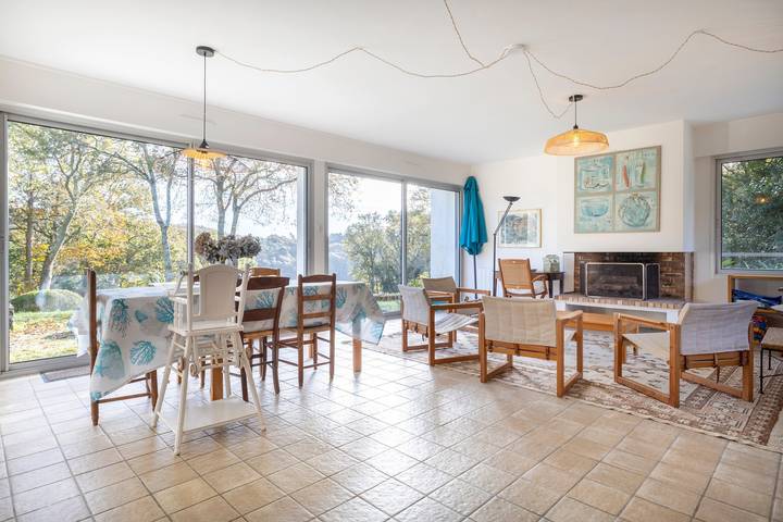 Maison Vue Sur La Laïta 2 Kms Plage' avec terrasse privée, jardin privé et Wi-Fi in Clohars-Carnoët, Région de Quimper