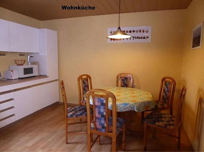 Ferienwohnung für 6 Personen, mit Balkon und Ausblick in Abtsteinach - 2
