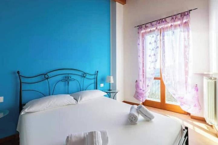 Hostdomus -  Villa Bea in Magliolo, Alpi Liguri
