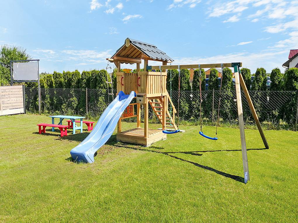 Maison de vacances pour 4 personnes avec terrasse in Gąski, Powiat de Koszalin