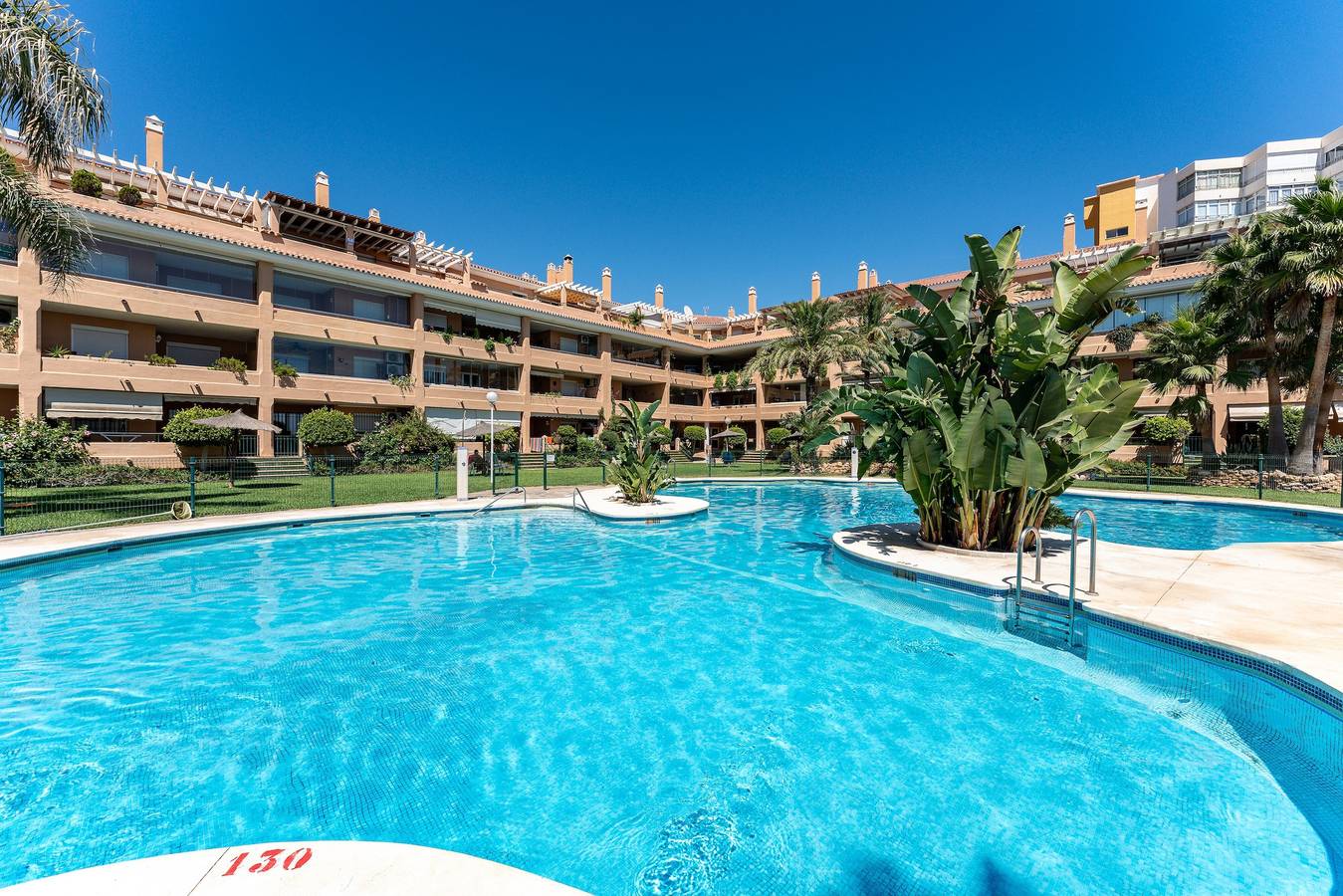 Ganze Wohnung, Apartment '224 Seaview Apartment La Cala De Mijas' mit Meerblick, Wlan und Klimaanlage. in La Cala de Mijas, Mijas