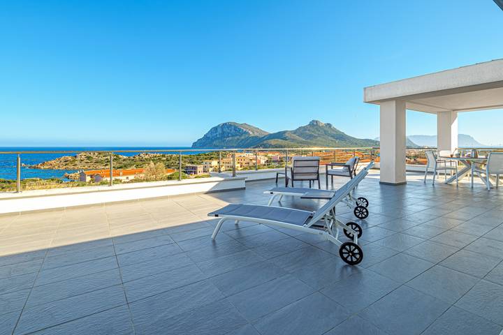 Gîte pour 4 personnes, avec balcon à Golfo Aranci - 2