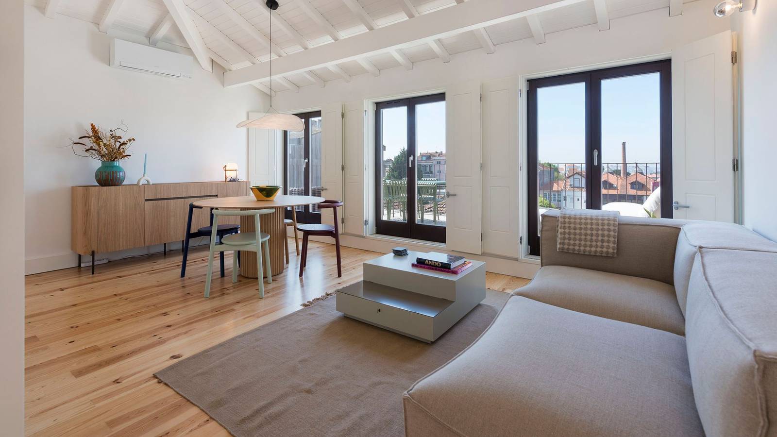 Geheel appartement, Vakantieappartement voor 4 personen met balkon in Cedofeita, Porto