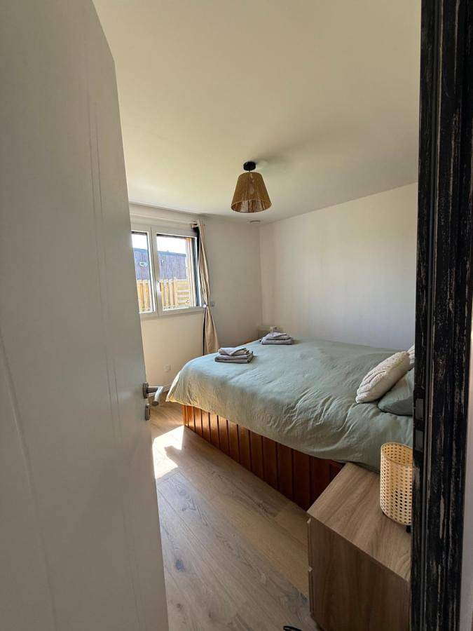 Location de vacances pour 6 personnes, avec jardin à Plouégat-Guérand - 2