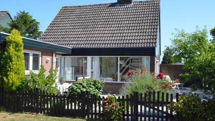 Bungalow für 6 Personen, mit Balkon und Garten in Noordwijkerhout