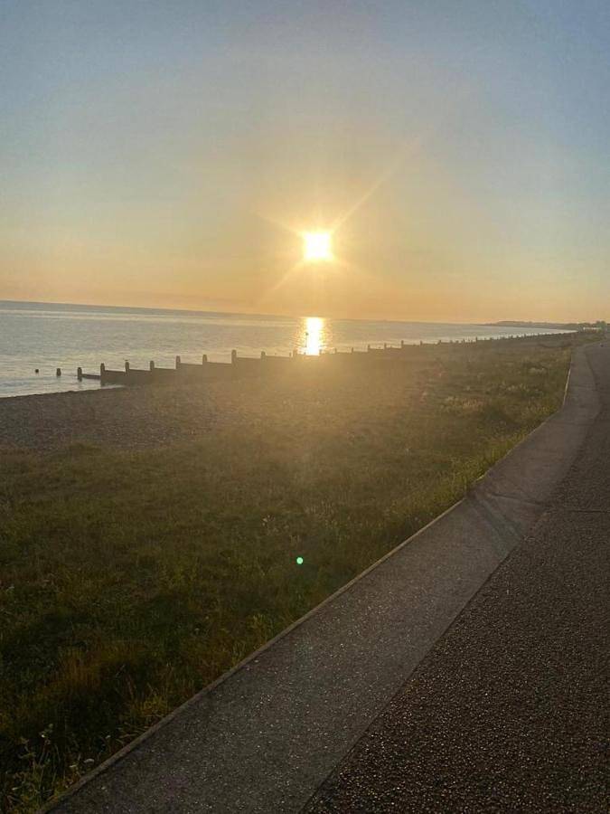 Ganze Wohnung, Two-Bedroom Apartment in Herne Bay, Kent