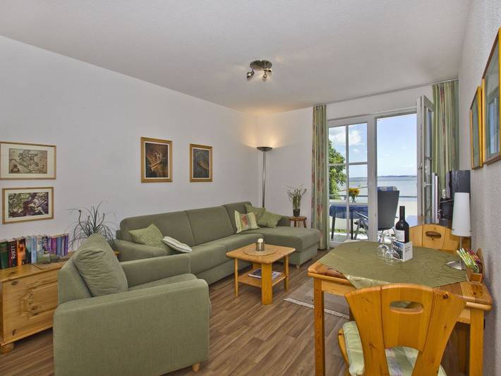 Ferienwohnung für 2 Personen, mit Balkon, kinderfreundlich in Lauterbach (Rügen) - 2