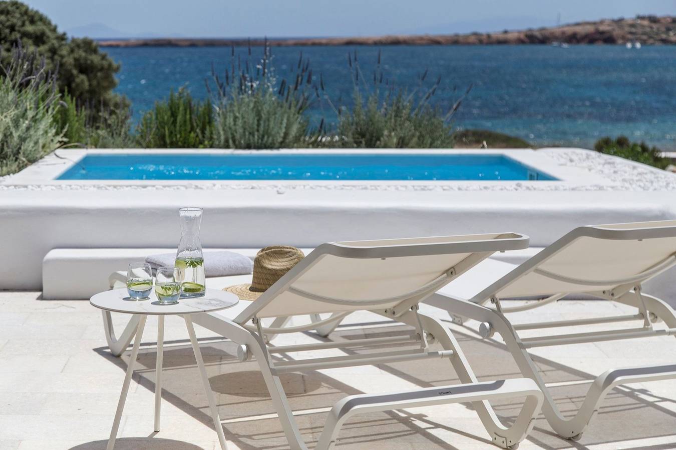 Splendid Paros Villa | Villa Kallisti | 2-Bedrooms | Breathtaking Sea Views | Private Outdoor Pool | Private Furnished Terrace | Peaceful Outdoor Ambiance | Prime Location in Paros