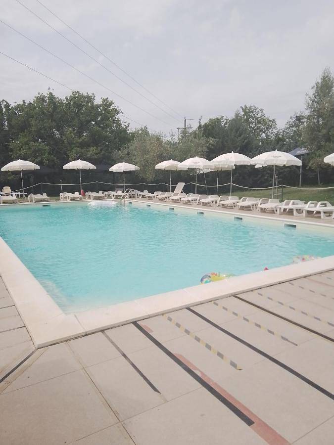 Campeggio per 4 persone, con sauna e idromassaggio nonché giardino e piscina - 1