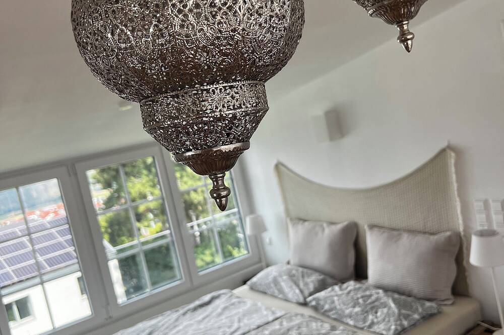 Ganze Wohnung, Apartment mit atemberaubendem Blick über Besigheim in Besigheim, Kraichgau