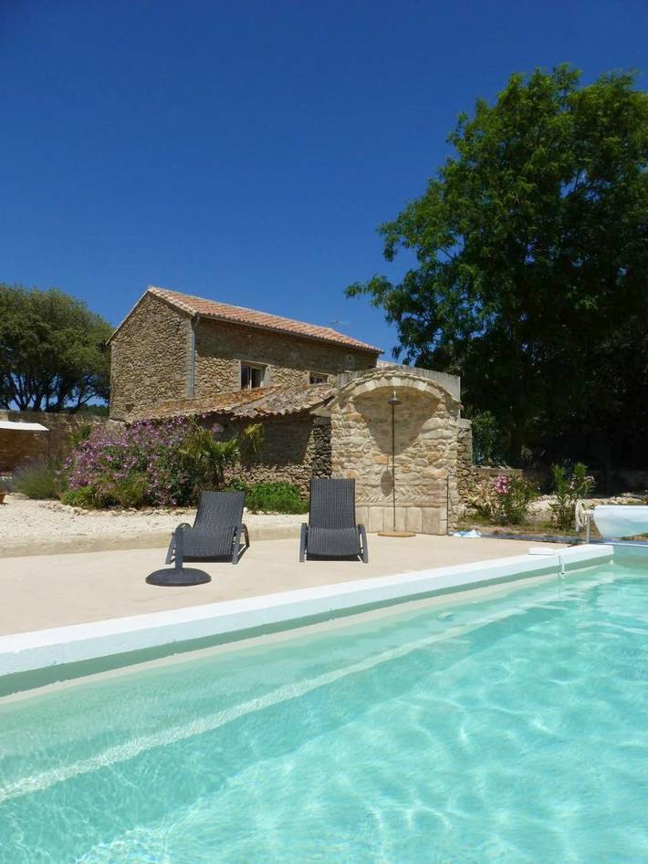 Chambre d’hôte pour 3 personnes, avec Terrasse et Jardin ainsi que Piscine et Vue