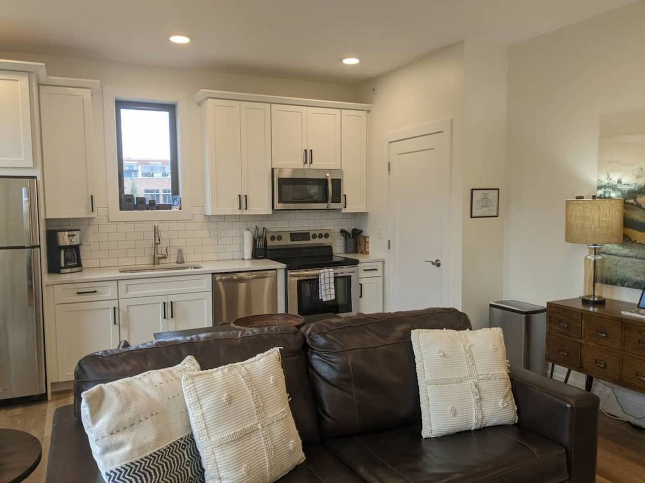 Entire apartment, Walk to it all - Downtown Tc- Capri 316 in Traverse City, Grand Traverse County