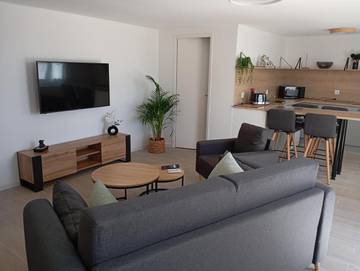 Gîte pour 3 personnes, avec terrasse à Assigny