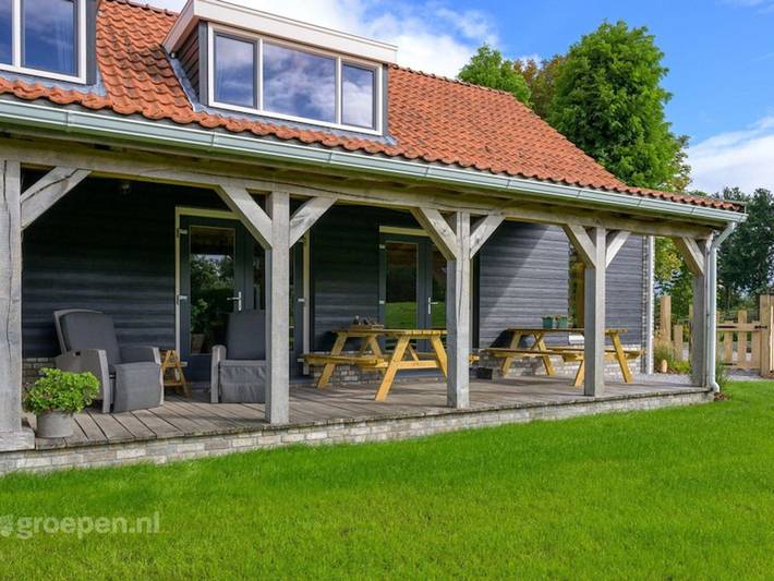 Vakantiehuis voor 12 personen, met terras en tuin, kindvriendelijk in Alphen aan den Rijn Gemeente